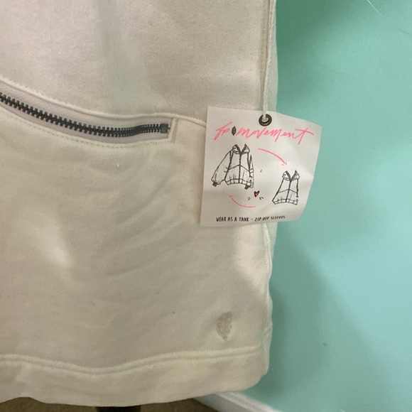 FP Movement Close Call Zip-Off Sleeve Hoodie - Picture 4 of 8